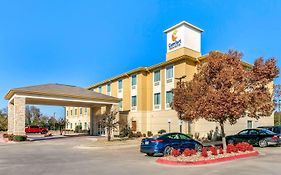 Comfort Inn & Suites Van Buren - Fort Smith